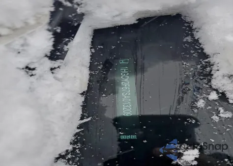 2025 Honda Accord Hybrid Exl z USA, uszkodzony, nr VIN 1HGCY2F67SA013209